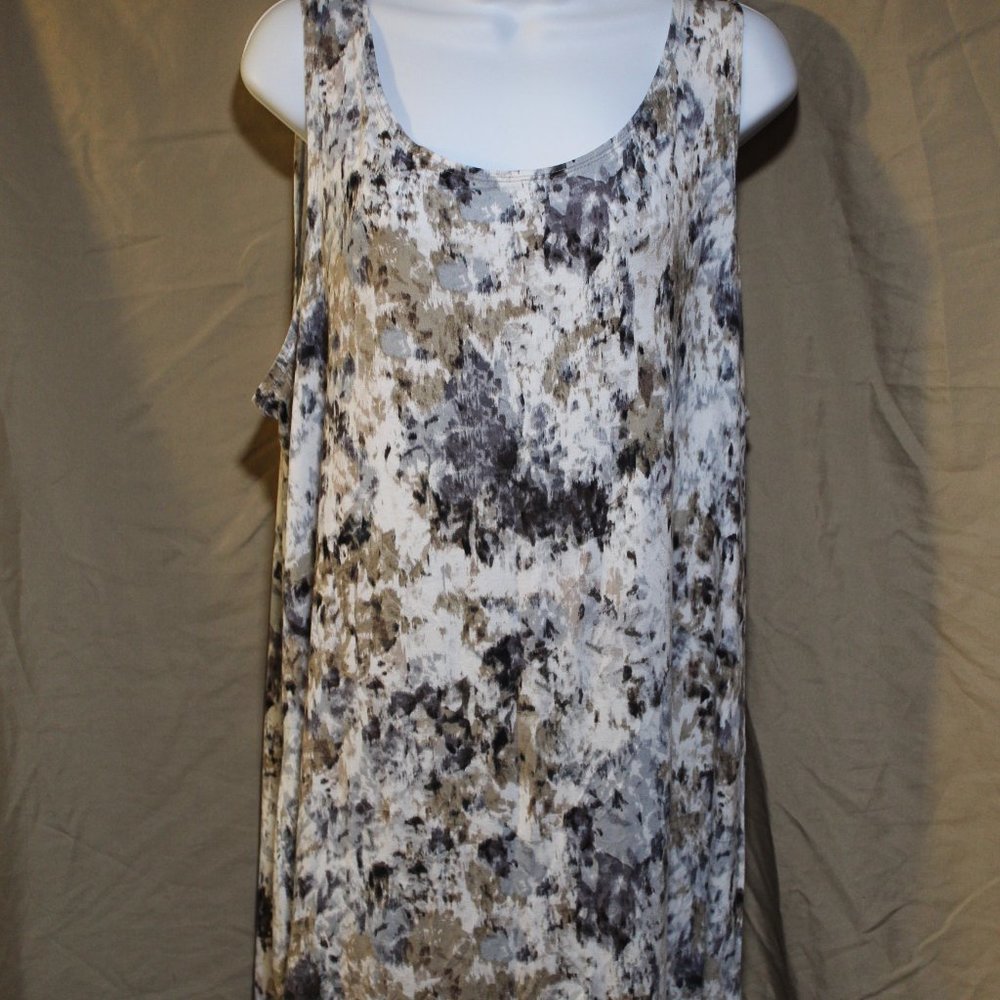 LOGO Layers Women's 1X Multicolor Print Tunic Tank Top Round Neck & Hem Stretch